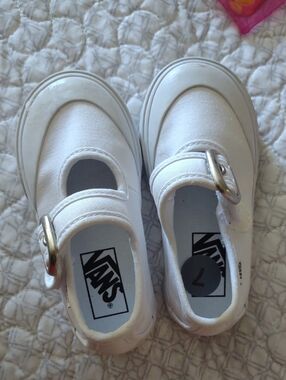 Vans Kids White Mary Jane Sneakers with Silver Buckle